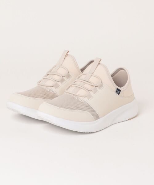 GAP（ギャップ）の「【GAP】 軽量キックバックスニーカー（スニーカー・レディース・ベージュ/ブラック/ネイビー・25.0cm/24.0cm/23.0cm）」の3枚目の写真