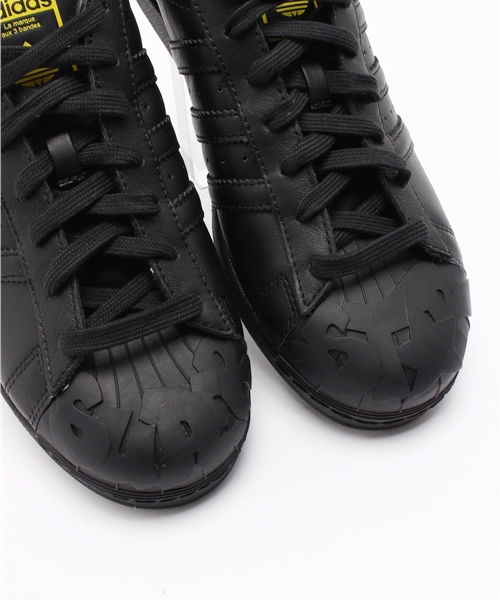 adidas(アディダス)の「メンズ アディダス スーパースター ファレル スーパーシェル adidas SUPERSTAR PHARRELL SUPERSHELL S83347(スニーカー・メンズ・ブラック・28.5cm/28cm/27.5cm/26.5cm/27cm)」の4枚目の写真