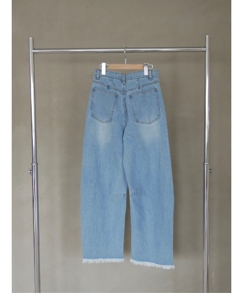 TRUNC（トランクエイティーエイト）の「Denim Curve Pants（デニムパンツ・レディース・ブルー/ホワイト・FREE）」の9枚目の写真