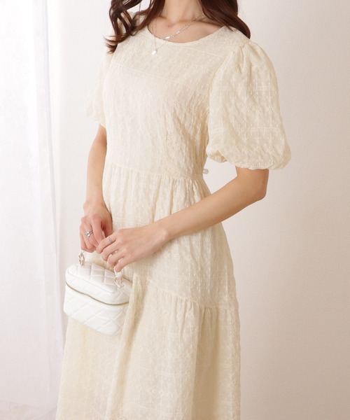 Lace Ladies(レースレディース)の「フレンチ レース パフスリーブ ティアード ギャザー ワンピース(ワンピース・レディース・アイボリー・S/M/XL)」の10枚目の写真