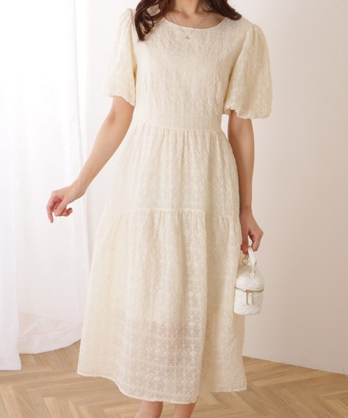 Lace Ladies(レースレディース)の「フレンチ レース パフスリーブ ティアード ギャザー ワンピース(ワンピース・レディース・アイボリー・S/M/XL)」の12枚目の写真