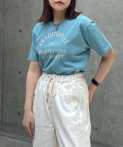 PAGEBOY(ページボーイ)の「アソートグラフィックT(Tシャツ/カットソー・レディース・チェリーピンク/ブラック/オフホワイト/ブルー・FREE)」の15枚目の写真