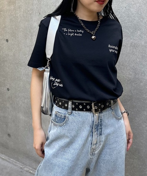 PAGEBOY(ページボーイ)の「アソートグラフィックT(Tシャツ/カットソー・レディース・チェリーピンク/ブラック/オフホワイト/ブルー・FREE)」の11枚目の写真