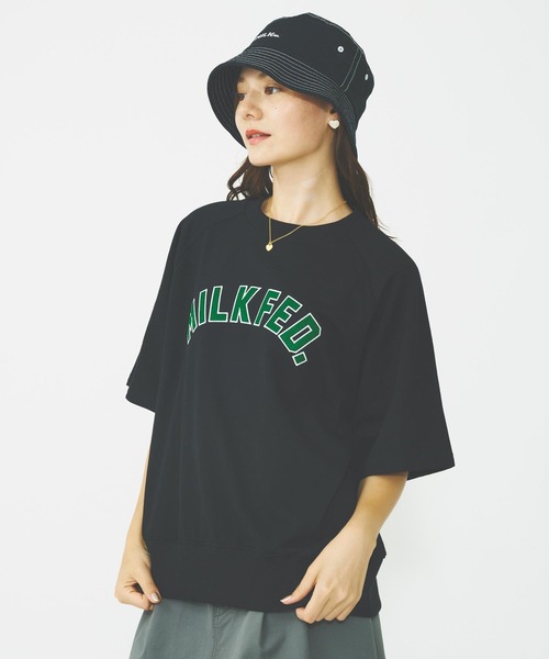 MILKFED.（ミルクフェド）の「RAGLAN SLEEVE S/S TOP（Tシャツ/カットソー・レディース・オフホワイト/ブラック/ブラウン・ONE SIZE）」の4枚目の写真