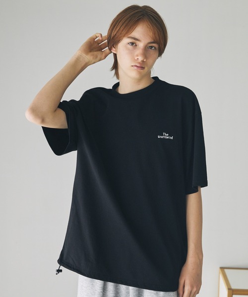 The unormwind（ザアンノームワインド）の「胸刺繍ロゴ半袖Tシャツ無地/ボーダー裾ドローコード（Tシャツ/カットソー・メンズ・グレー/ホワイト系/ブラック/ブラック系/ホワイト・S/M/L/XL）」の3枚目の写真