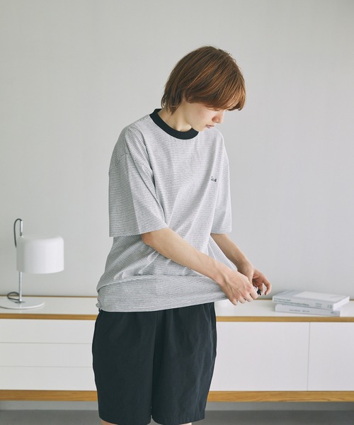 The unormwind（ザアンノームワインド）の「胸刺繍ロゴ半袖Tシャツ無地/ボーダー裾ドローコード（Tシャツ/カットソー・メンズ・グレー/ホワイト系/ブラック/ブラック系/ホワイト・S/M/L/XL）」の20枚目の写真