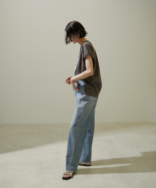 SALON adam et rope'(サロン アダム エ ロペ)の「【WEB限定】FracoiseロゴプリントフレンチスリーブTシャツ(Tシャツ/カットソー・レディース・オフホワイト/チャコールグレー・FREE)」の20枚目の写真