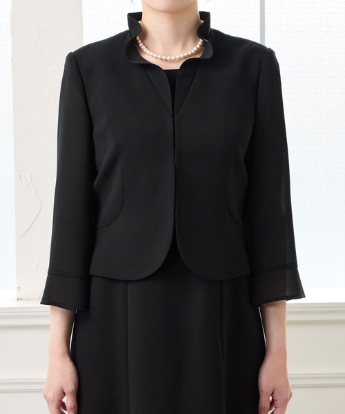 AIMER(エメ)の「【夏用喪服・礼服】フリルネックジャケットデザイン前開きロングサマーブラックフォーマルワンピース(ワンピース・レディース・ブラック・9号/11号/13号/15号)」の7枚目の写真