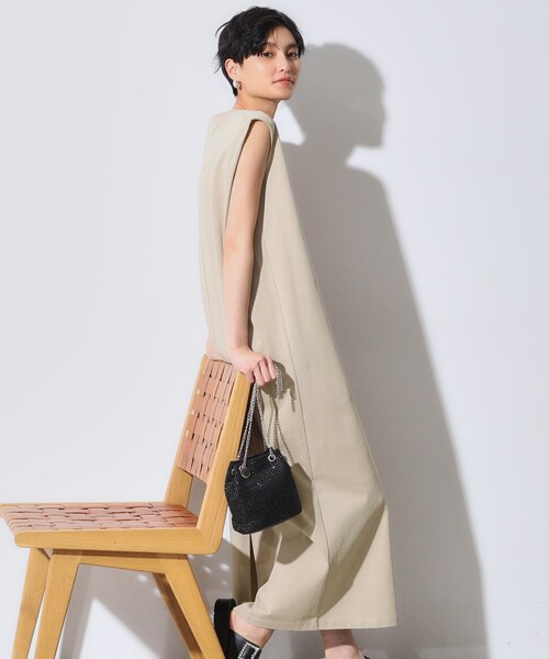 OPAQUE.CLIP（オペークドットクリップ）の「◆Iラインカットソーワンピース【洗濯機洗い可】（ワンピース・レディース・ライトベージュ/ブラック/ブラウン系その他・40/38/42/36）」の22枚目の写真