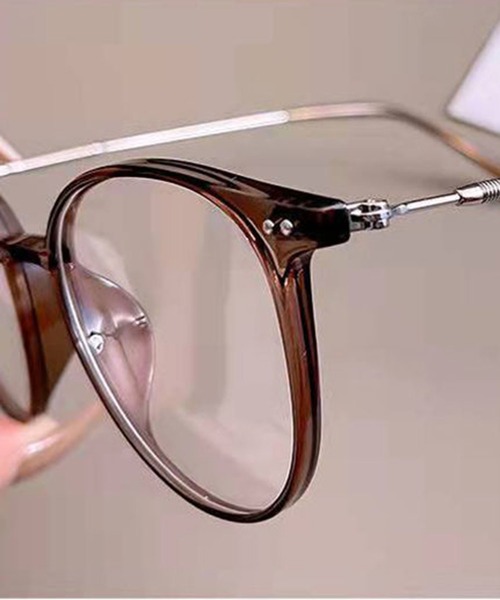 週末お値下げ★BLANC. ×eclat 調光レンズサングラス Sakka サングラス 調光レンズ 紫外線にあたるとレンズカラーが