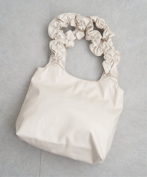 VENCEEXCHANGE（ヴァンスエクスチェンジ）の「合皮フリルハンドルトートバッグ（ショルダーバッグ・レディース・オフホワイト/ブラック/シルバー・FREE）」の18枚目の写真