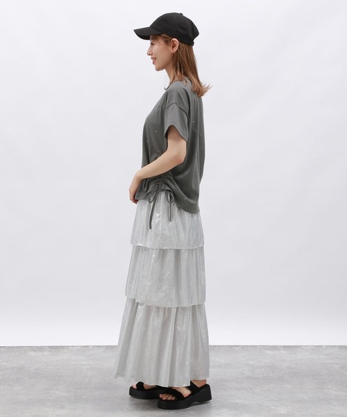 LAKOLE(ラコレ)の「メタリックフリルスカート / 128641(スカート・レディース・ブラック/シルバー/ゴールド・MEDIUM/SMALL)」の19枚目の写真