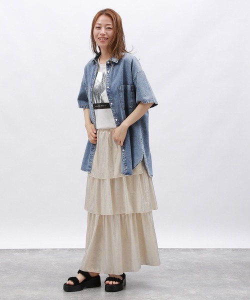 LAKOLE(ラコレ)の「メタリックフリルスカート / 128641(スカート・レディース・ブラック/シルバー/ゴールド・MEDIUM/SMALL)」の17枚目の写真