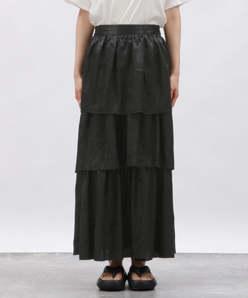 LAKOLE(ラコレ)の「メタリックフリルスカート / 128641(スカート・レディース・ブラック/シルバー/ゴールド・MEDIUM/SMALL)」の12枚目の写真