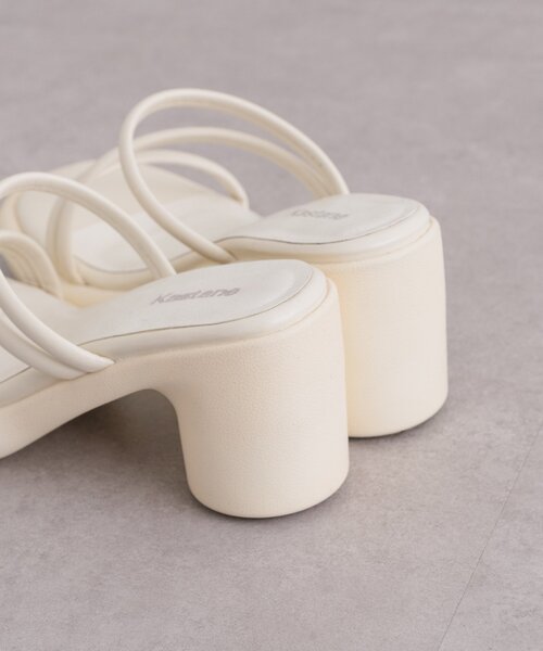 Kastane（カスタネ）の「【WEB限定】チャンキーヒールサンダル（サンダル・レディース・アイボリー/ブラック/シルバー・36/37/38）」の10枚目の写真