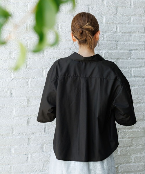 LAKOLE(ラコレ)の「ボールスタッズ半袖シャツ / 136000(シャツ/ブラウス・レディース・ブラック/ブルー/オフホワイト・FREE)」の11枚目の写真