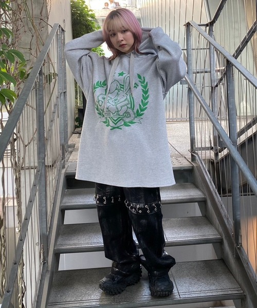 Candy Stripper（キャンディストリッパー）の「EMBLEM BUNNY WAFFLE フーディー（パーカー・レディース・オフホワイト/ヘザーグレー/ブラック・2）」の13枚目の写真