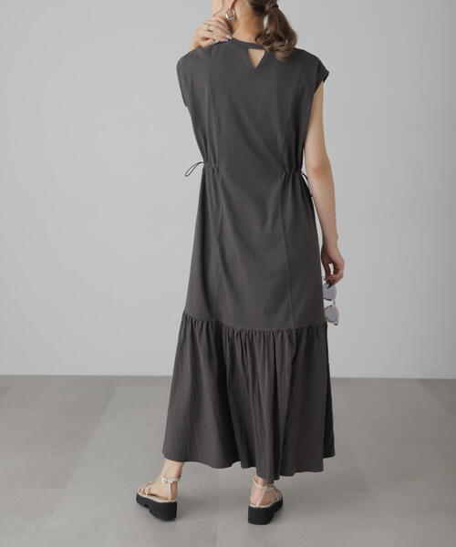 FREE'S MART（フリーズマート）の「◆布帛ドッキングフレンチスリーブカットワンピース（ワンピース・レディース・オレンジ/ブラック/カーキ・SMALL/MEDIUM）」の7枚目の写真