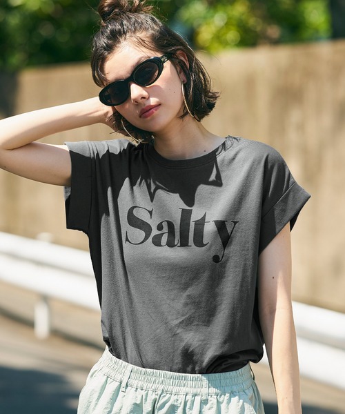 LIVIANA CONTI フレンチスリーブ ロゴ刺繍Tシャツ LIVIANA CONTI フレンチスリーブ ロゴ刺繍Tシャツ（フレンチ