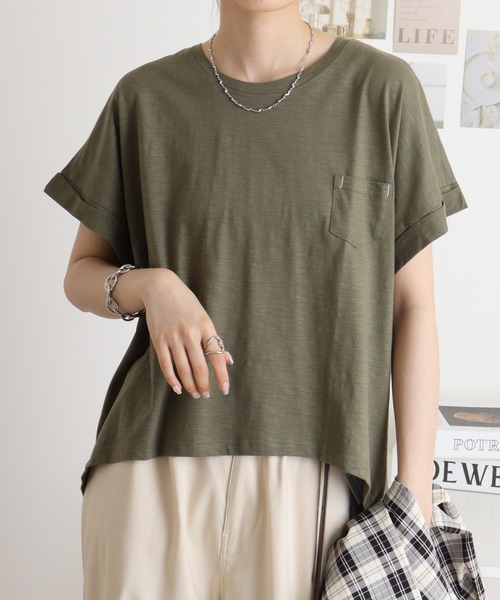atONE(アットワン)の「オーバーサイズポケット付きUネックTee(Tシャツ/カットソー・レディース・ピンク系その他3/ブルー系その他/ネイビー/モカ/オフホワイト/パープル系その他/パープル系その他2/ブルー系その他2/カーキ/ブラック/ベージュ・L/M)」の5枚目の写真