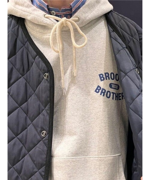 BROOKS BROTHERS（ブルックスブラザーズ）の「コットンフレンチテリー ロゴ プルオーバー フーディー（パーカー・メンズ・ネイビー/グレー・LARGE/MEDIUM/SMALL）」の8枚目の写真