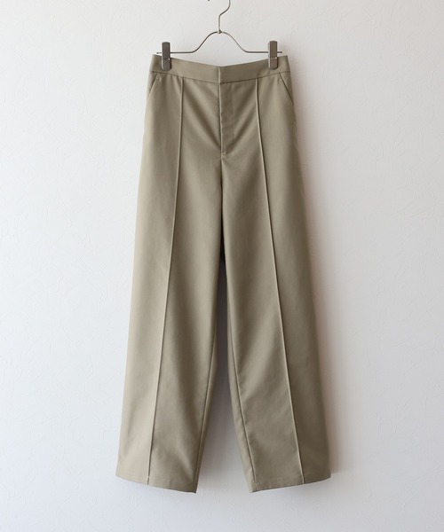 J by blue(ジェイバイブルー)の「ピンタックストレートスラックス(スラックス・レディース・モカ/ブラック/チャコールグレー・SMALL/MEDIUM/LARGE)」の14枚目の写真