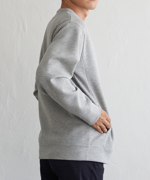 ikka(イッカ)の「【抗菌防臭】GOKU楽ダンボールルーイカラー(スウェット・メンズ・グリーン/ホワイト/グレー/ネイビー/ワイン・XL/L/M/S)」の13枚目の写真