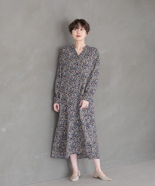 Elura（エルーラ）の「＜低身長サイズあり＞2WAYフラワープリントワンピース144314（ワンピース・レディース・ブラック/ネイビー/ブラック系その他/ダークネイビー・MEDIUM/FREE(S)/LARGE）」の22枚目の写真