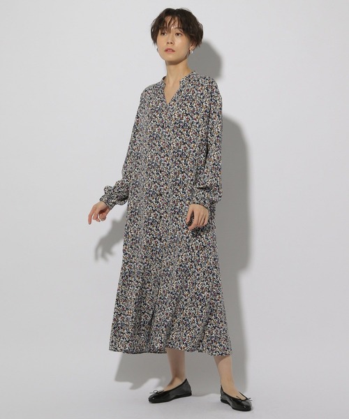VILAGALLO マルチカラー フラワープリント 長袖ワンピース VILAGALLO マルチカラー フラワープリント 長袖ワンピース