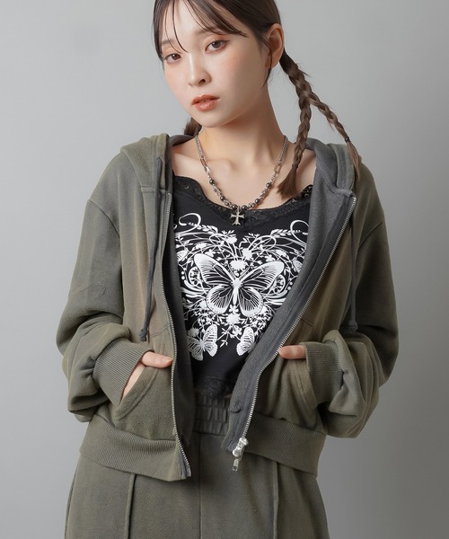 SPINNS（スピンズ）の「パウダー加工 Wジップショート丈スウェット（パーカー・レディース・スミクロ/ネイビー/ボルドー・ONESIZE）」の20枚目の写真