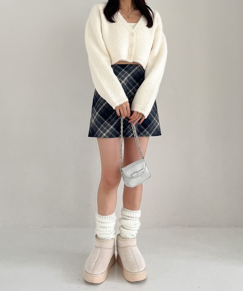 Heather(ヘザー)の「フェザージャガードカーディガン 248679(カーディガン/ボレロ・レディース・アイボリー/ブラック系その他/レッド・FREE)」の5枚目の写真