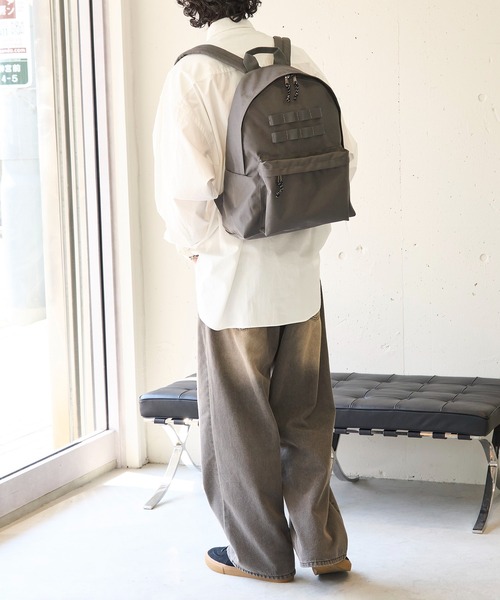 MILITARY（ミリタリー）の「【MAISON CLUB】バックパック リュックサック　/A4サイズ・PC収納可能　軽量/撥水/M-65/MA-1（バックパック/リュック・メンズ・ブラック/グレー/カーキ・FREE）」の14枚目の写真