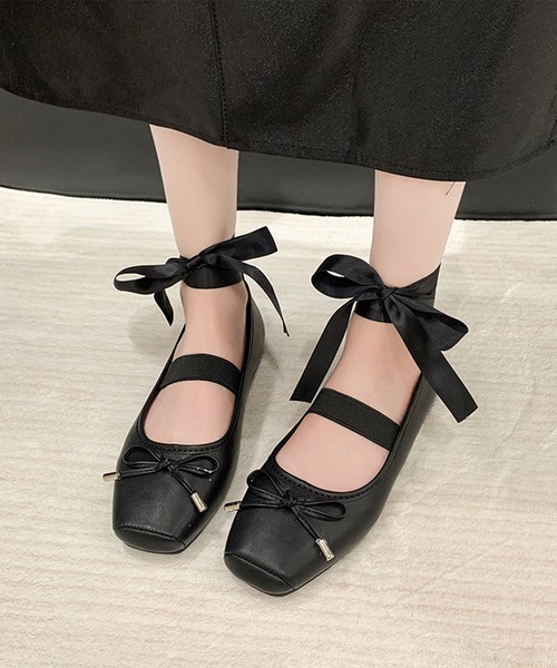Lace Ladies(レースレディース)の「レザー調 スクエアトゥ フラット リボン パンプス(パンプス・レディース・ブラック/ホワイト・25cm/24.5cm/24cm/23.5cm/23cm/22.5cm)」の9枚目の写真