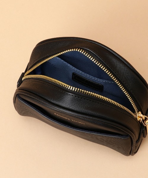 Samantha Thavasa（サマンサタバサ）の「アーチフォルム シンプルポーチ（ポーチ・レディース・モカ/ピンクベージュ/ブラック/オフホワイト・FREE）」の8枚目の写真