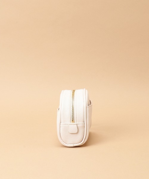 Samantha Thavasa（サマンサタバサ）の「アーチフォルム シンプルポーチ（ポーチ・レディース・モカ/ピンクベージュ/ブラック/オフホワイト・FREE）」の11枚目の写真