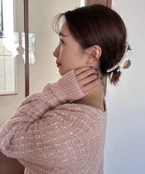 SNIDEL HOME(スナイデルホーム)の「パールメタルバンス(バレッタ/ヘアクリップ・レディース・ピンク/ブラック/アイボリー/イエロー・FREE)」の15枚目の写真