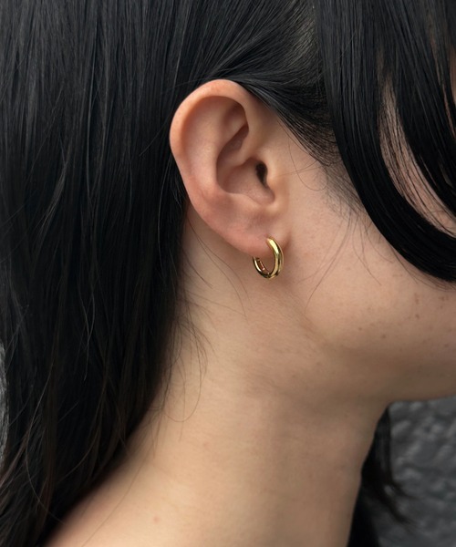 whoseA(フーシー)の「【silver925】NeatHoop15mmPierce16KGP/ニート フープピアス15mm(ピアス(両耳用)・メンズ・ゴールド・FREE)」の8枚目の写真