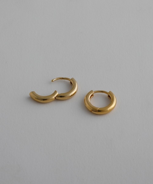 whoseA(フーシー)の「【silver925】NeatHoop15mmPierce16KGP/ニート フープピアス15mm(ピアス(両耳用)・メンズ・ゴールド・FREE)」の15枚目の写真