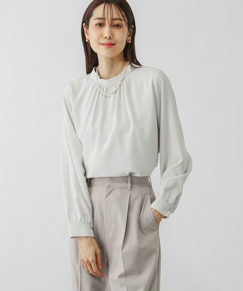 GLOBAL WORK（グローバルワーク）の「お手入れらくらくスタンドギャザーブラウス/133608（シャツ/ブラウス・レディース・ブラック/グレイッシュベージュ/オフホワイト・SMALL/MEDIUM/LARGE/X-LARGE）」の10枚目の写真