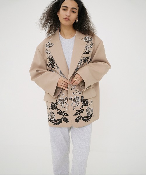 CLANE FLOWER EMBROIDERY TAILORED ジャケット セール】FLOWER EMBROIDERY TAILORED JACKET（テーラード