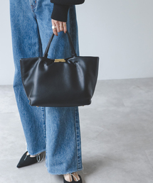 Noble（ノーブル）の「PUNTI./プンティ BOAT HAND（ハンドバッグ）」