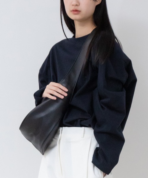 HEILIS(ヘイリス)の「【サイズ展開あり】オーバーサイズコットンロングスリーブカットソー / オーバーサイズ レディース ユニセックス ロングTシャツ 長袖 無地 秋服 冬服 春服 ノームコア レイヤード ロンT(Tシャツ/カットソー・レディース・ホワイト/ブラック/グレー/ネイビー・L/M)」の21枚目の写真