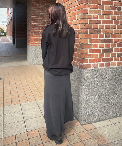 HEILIS(ヘイリス)の「【サイズ展開あり】オーバーサイズコットンロングスリーブカットソー / オーバーサイズ レディース ユニセックス ロングTシャツ 長袖 無地 秋服 冬服 春服 ノームコア レイヤード ロンT(Tシャツ/カットソー・レディース・ホワイト/ブラック/グレー/ネイビー・L/M)」の11枚目の写真