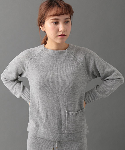 SEVENDAYS=SUNDAY（セブンデイズサンデイ）の「ポケット付　ニットプルオーバー（ニット/セーター・レディース・杢グレー/ブラック/カーキ・MEDIUM/LARGE）」の2枚目の写真