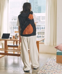 MONO-MART LADY'S（モノマートレディース）の「【Unblend】異素材切り替え ワンショルダーボディバッグ（ボディバッグ/ウエストポーチ）」