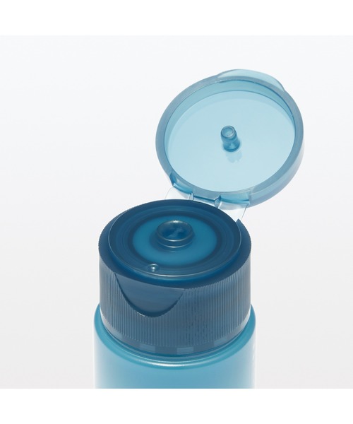 無印良品(ムジルシリョウヒン)の「薬用クリアケア乳液(携帯用) 50mL(乳液・レディース・その他・FREE)」の2枚目の写真