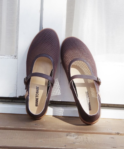 Minnetonka（ミネトンカ）の「MINNETONKA ミネトンカ / メッシュ メリージェーンフラットシューズ 25M01（パンプス・レディース・ブラック/シルバー/ダークブラウン/ゴールド・5/6/7/8/9）」の6枚目の写真