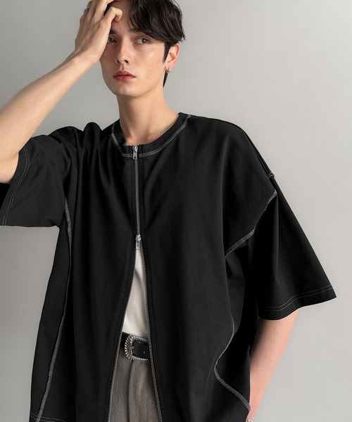 Classical Origin(クラシカルオリジン)の「【Classical Origin】「1枚でも羽織でも。」インサイドアウト仕様2wayダブルジップTシャツ/Inside-Out Oversized Double-Zip 2way T-Shirt(Tシャツ/カットソー・メンズ・ブラック/オフホワイト/チャコールグレー・LARGE/SMALL/MEDIUM)」の12枚目の写真