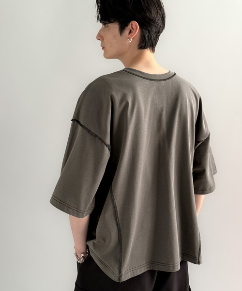 Classical Origin(クラシカルオリジン)の「【Classical Origin】「1枚でも羽織でも。」インサイドアウト仕様2wayダブルジップTシャツ/Inside-Out Oversized Double-Zip 2way T-Shirt(Tシャツ/カットソー・メンズ・ブラック/オフホワイト/チャコールグレー・LARGE/SMALL/MEDIUM)」の5枚目の写真