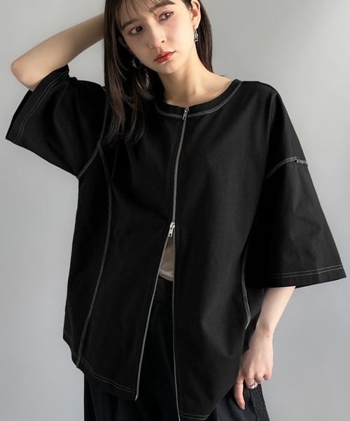 Classical Origin(クラシカルオリジン)の「【Classical Origin】「1枚でも羽織でも。」インサイドアウト仕様2wayダブルジップTシャツ/Inside-Out Oversized Double-Zip 2way T-Shirt(Tシャツ/カットソー・メンズ・ブラック/オフホワイト/チャコールグレー・LARGE/SMALL/MEDIUM)」の4枚目の写真